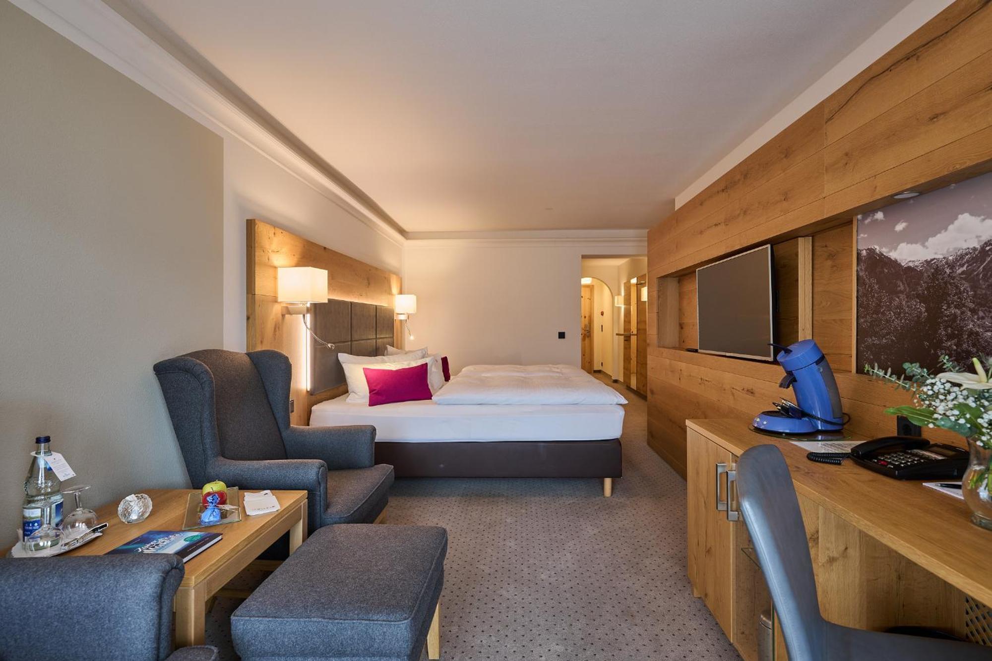 Schuele'S Wellnessresort & Spa Adults Only Oberstdorf Zewnętrze zdjęcie