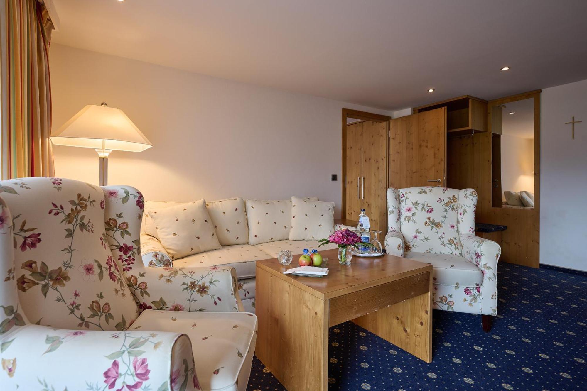 Schuele'S Wellnessresort & Spa Adults Only Oberstdorf Zewnętrze zdjęcie